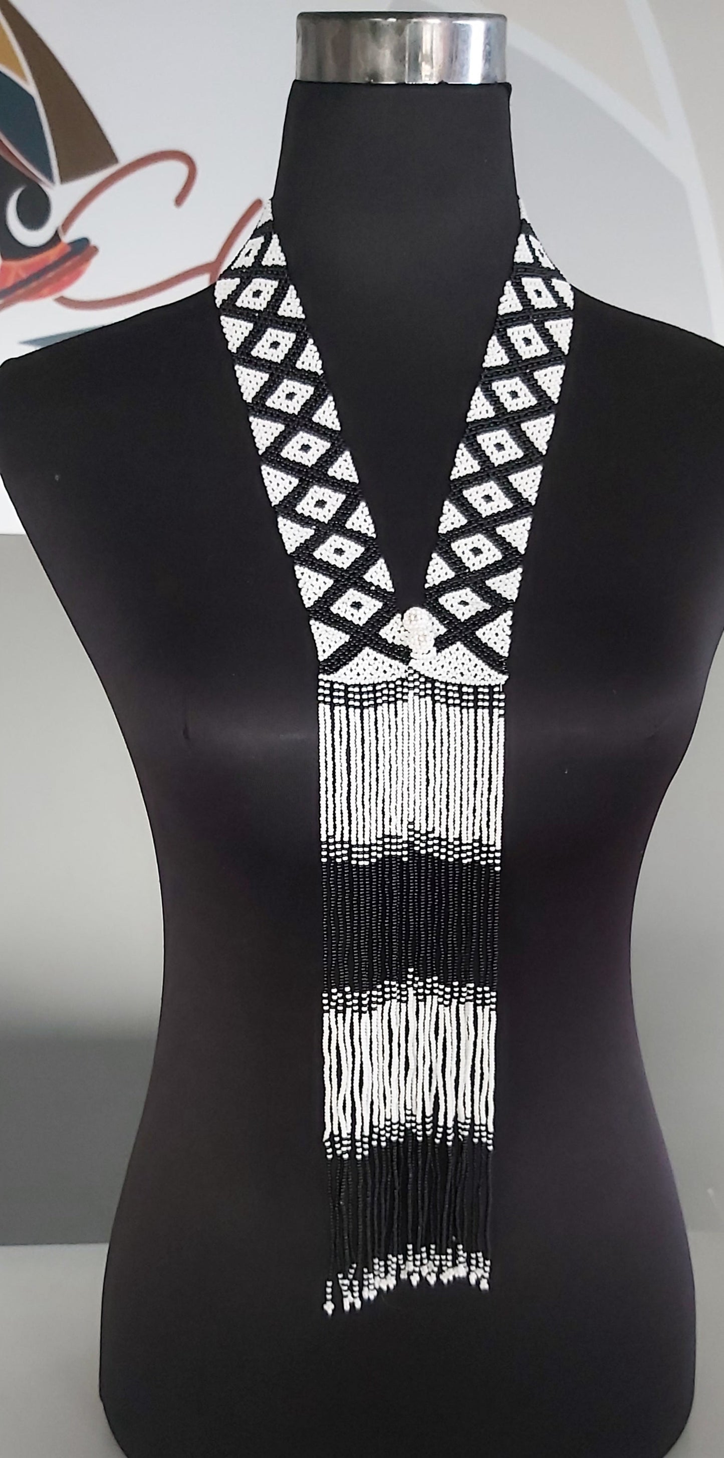 Vulakabini Neckpiece