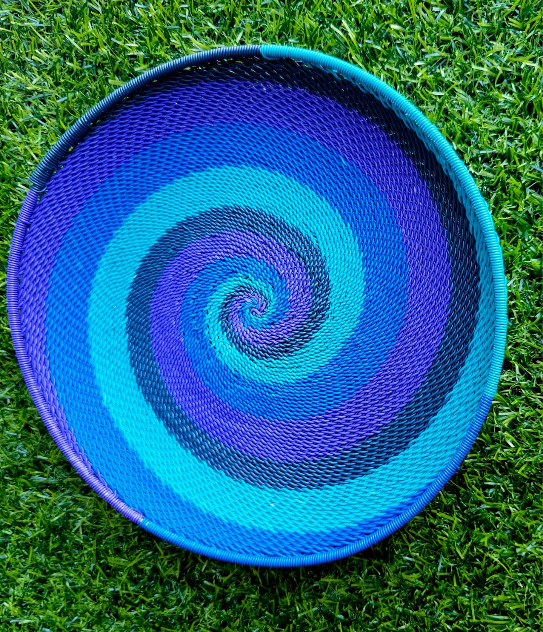 Telephone Wire Round Trays 21.5cm