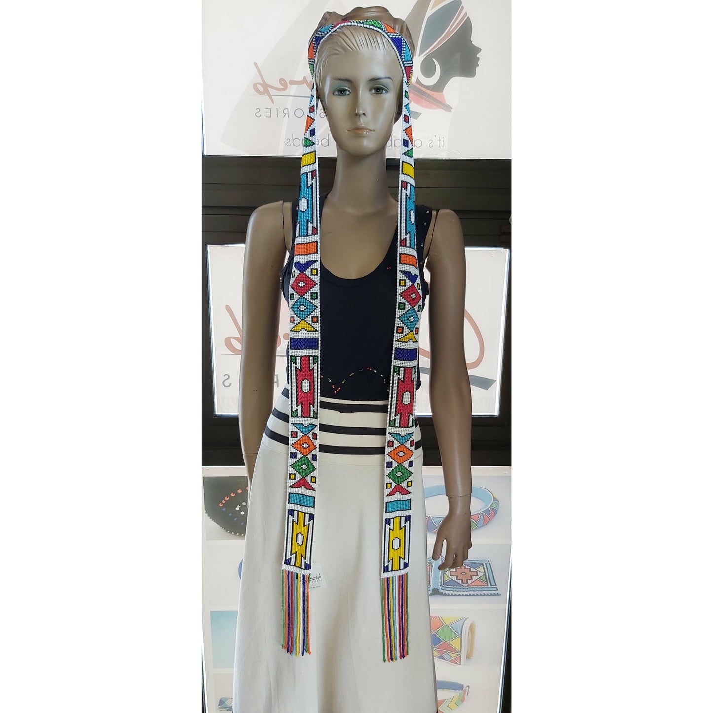 Ndebele headpiece ( Mlingakobe)