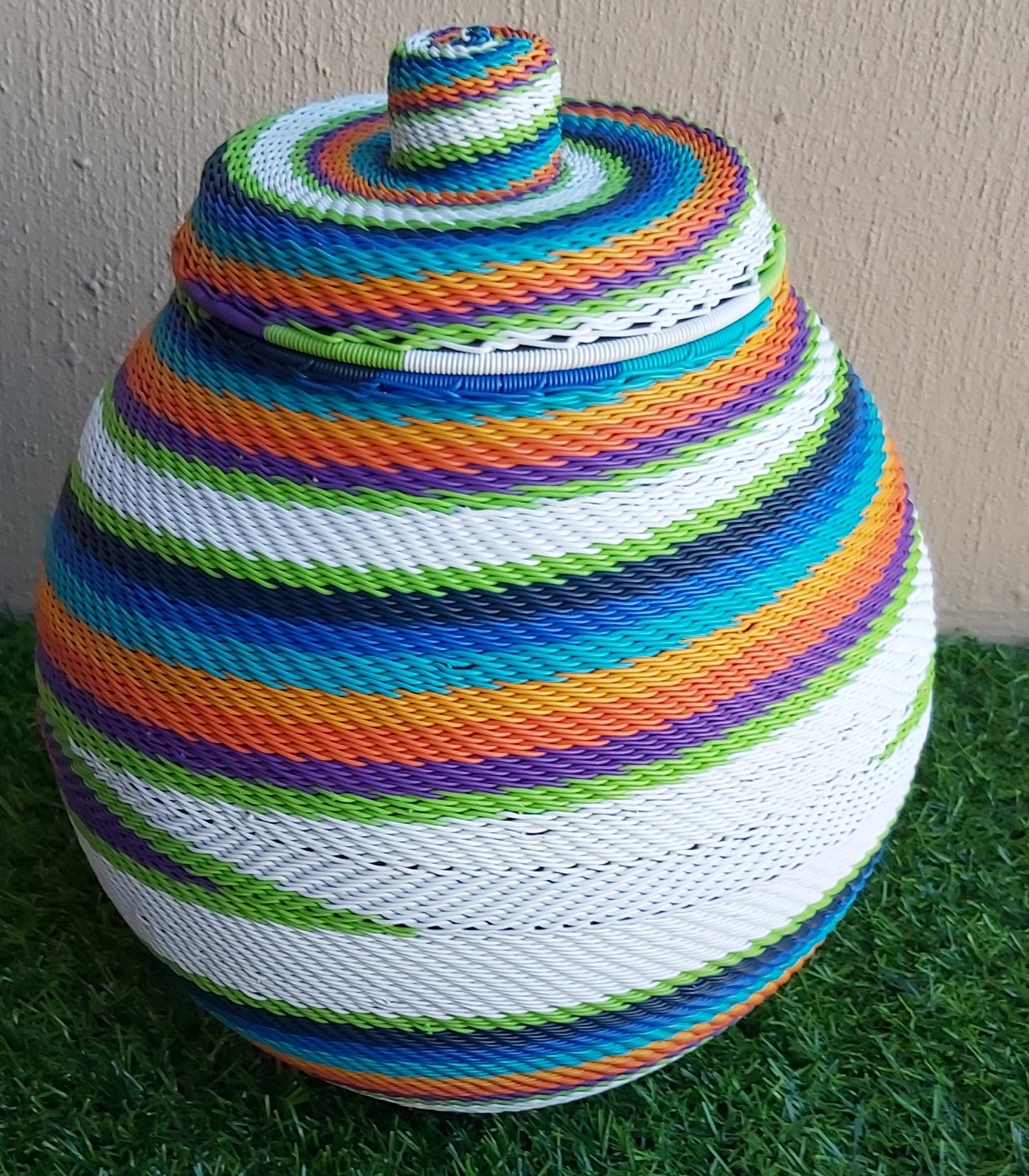 Telephone Wire Ukhamba Bowl