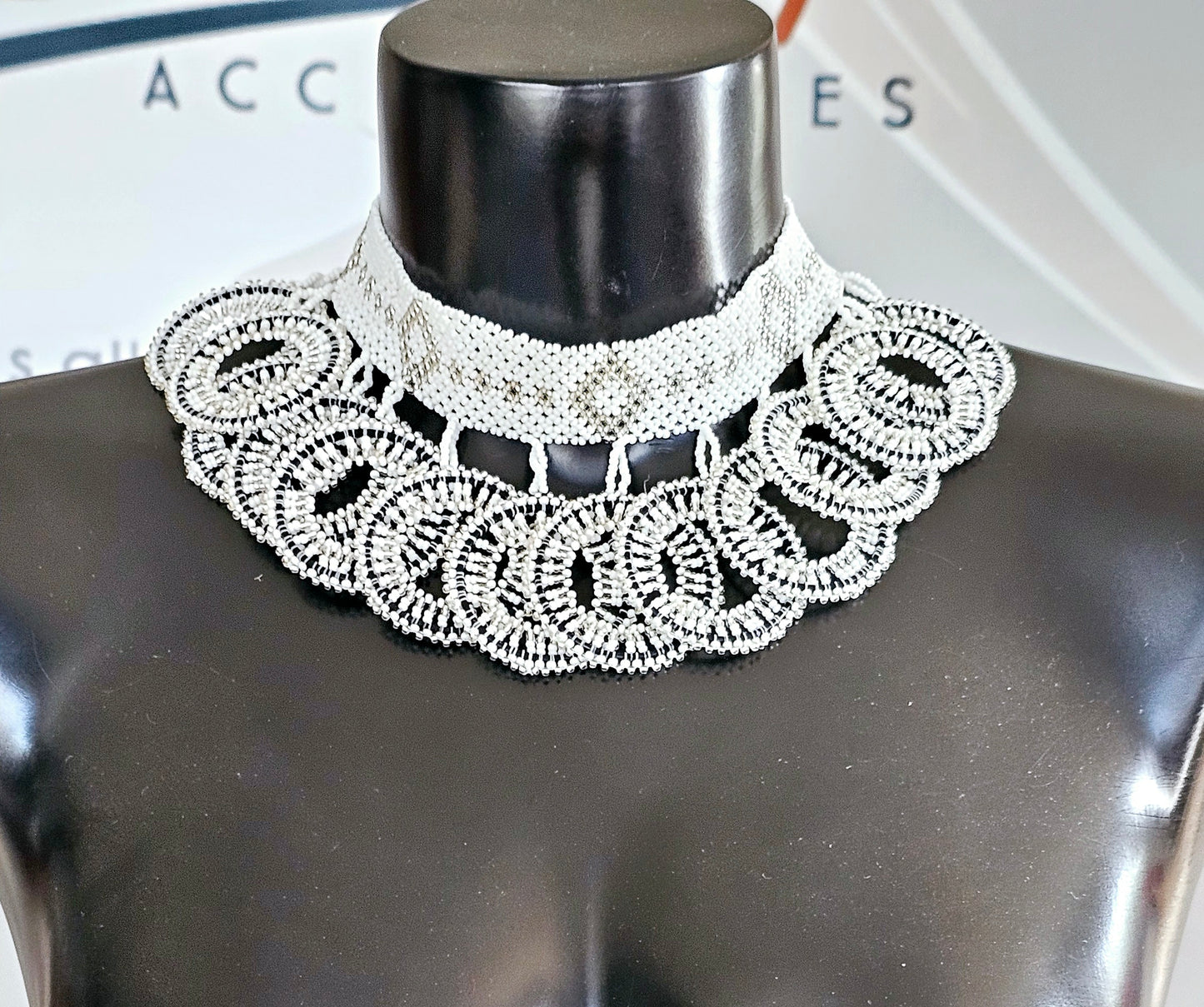 Circle Choker Neckpiece