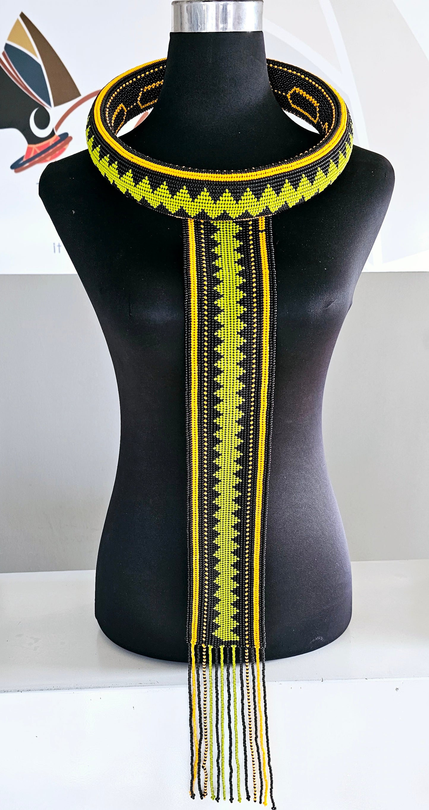 (Isigolwane) Ndebele Neckpiece