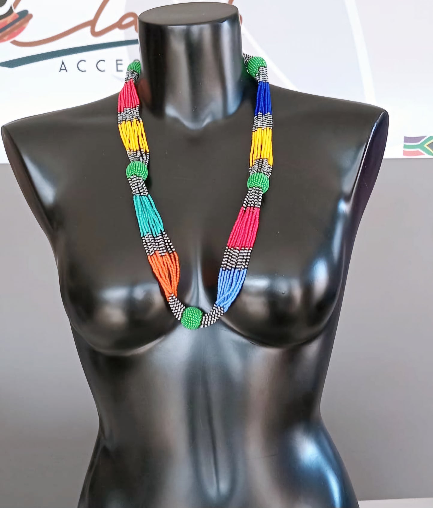 Mvovo Beaded Neckpiece